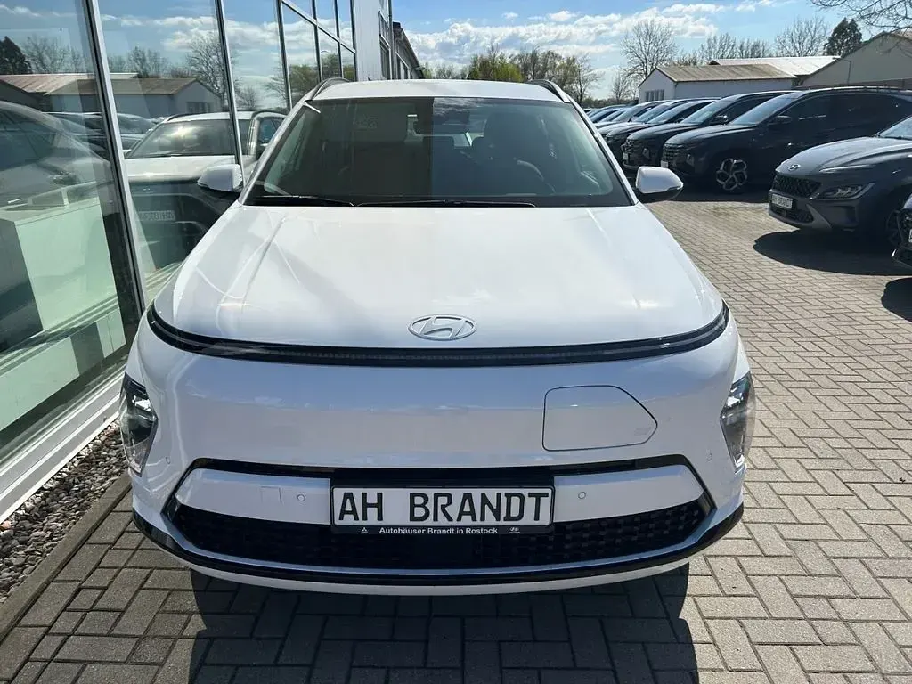 Neu Hyundai Kona Select 150 kW (204 PS) 2026 Weiß SUV