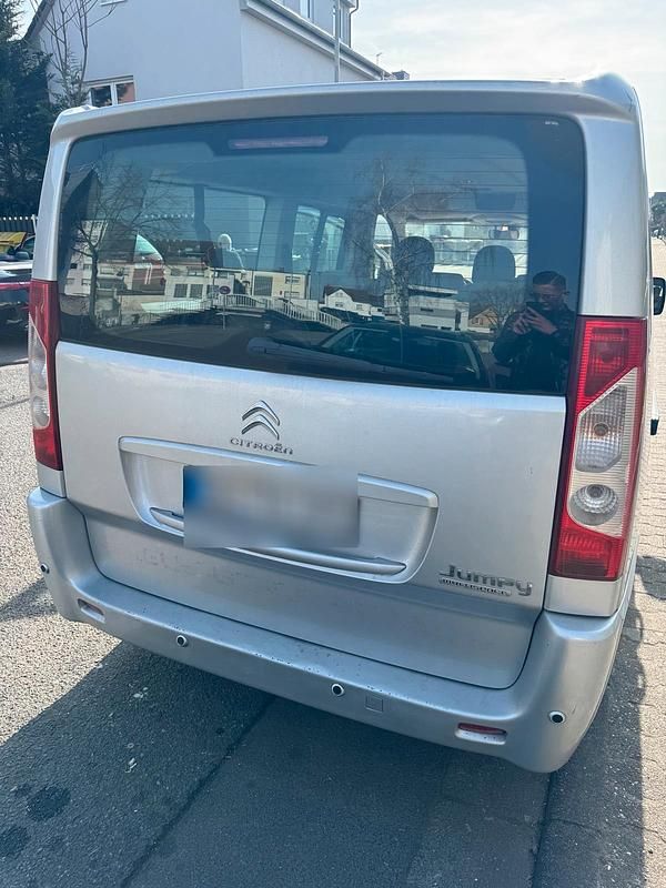 Gebraucht Citroën Jumpy 165 PS (121 kW) 2014 Silber Van / Kleinbus