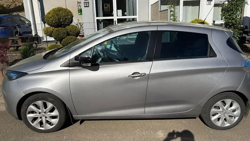 Usata Renault Zoe 42 kW (58 CV) 2014 Argento Utilitaria