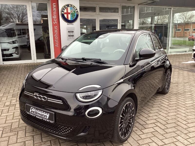 Schwarz Gebraucht 2021 Fiat 500e La Prima Limousine | 19.292 € (Fairer Preis) - Bild 1/4