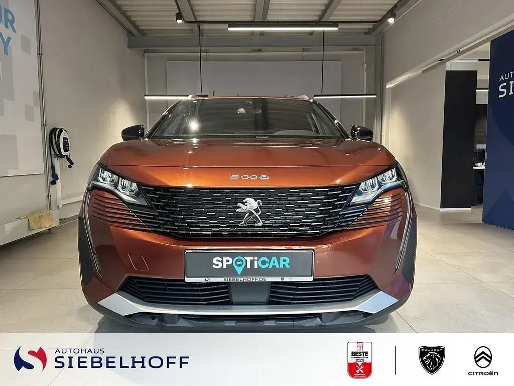 Gebraucht Peugeot 5008 Allure 136 PS (100 kW) 2024 Copper braun SUV
