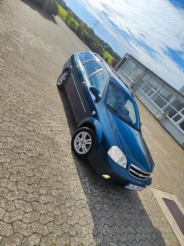 Blau Gebraucht 2007 Chevrolet Nubira Kombi | 1.500 € (Etwas zu teuer) - Bild 1/4