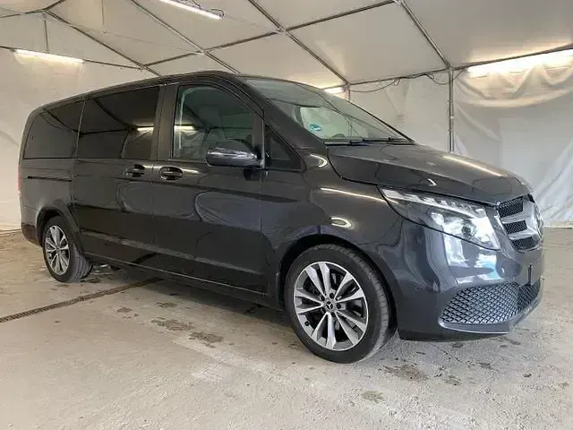 Gebraucht Mercedes V220 Edition 163 PS (119 kW) 2023 Lackfarbe graphitgrau metallic Van / Kleinbus