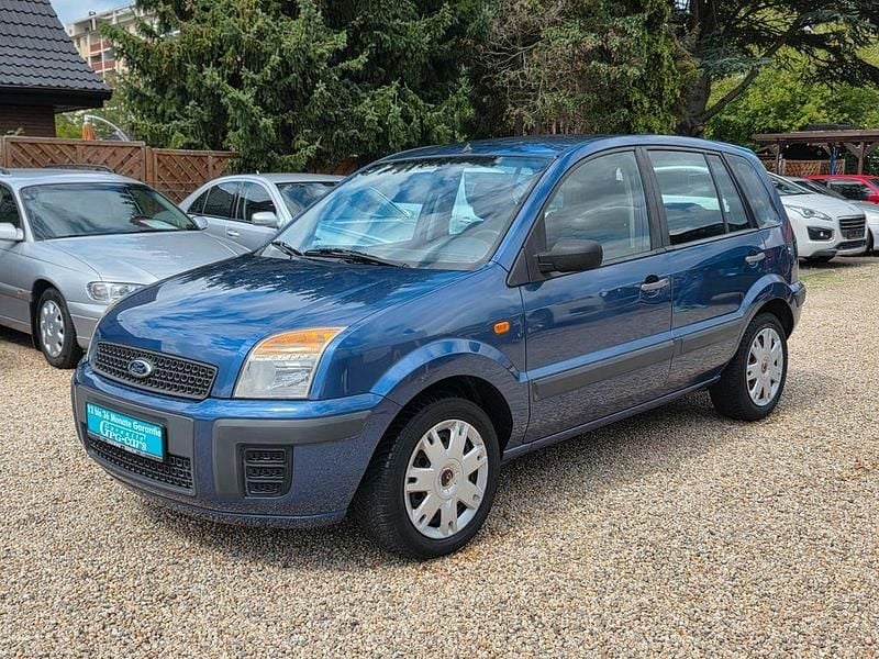 Blau Gebraucht 2006 Ford Fusion Limousine | 4.999 € (Etwas zu teuer) - Bild 1/4