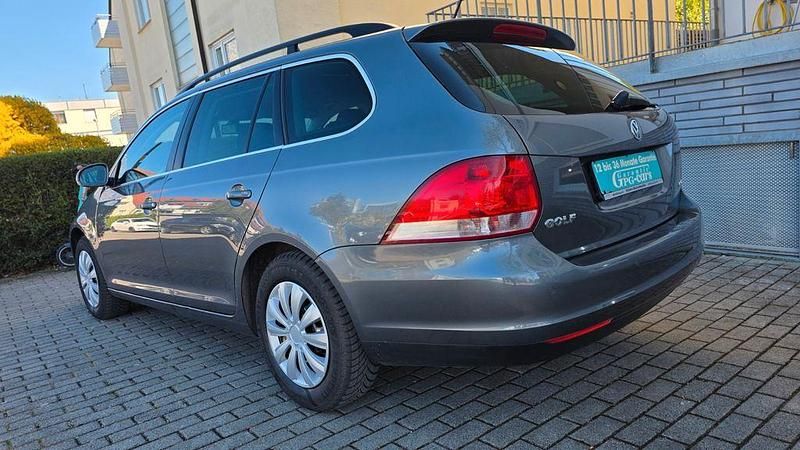 Gebraucht VW Golf VI 122 PS (89 kW) 2010 Dunkel Kleinwagen