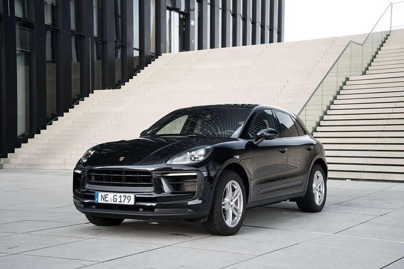 Schwarz Gebraucht 2021 Porsche Macan S SUV | 74.900 € (Etwas zu teuer) - Bild 1/4