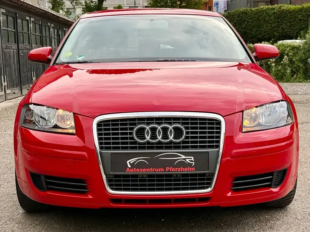 Gebraucht Audi A3 Ambiente 102 PS (75 kW) 2005 Rot Kleinwagen