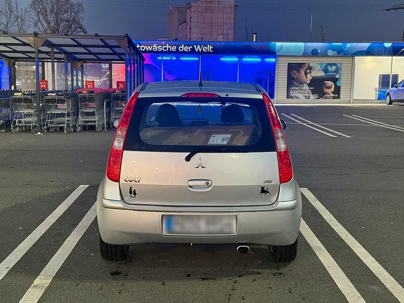 Gebraucht Mitsubishi Colt 95 PS (69 kW) 2005 Silber Kleinwagen