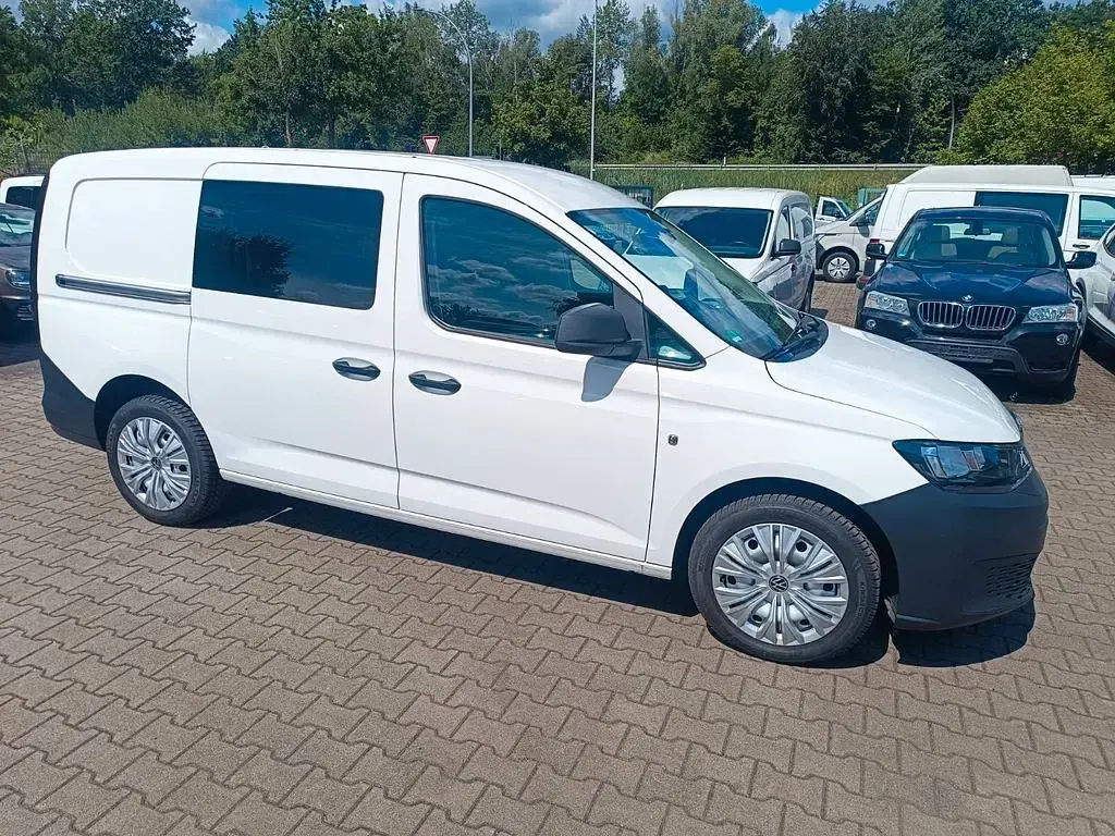 Gebraucht VW Caddy 122 PS (89 kW) 2022 Weiß Van / Kleinbus