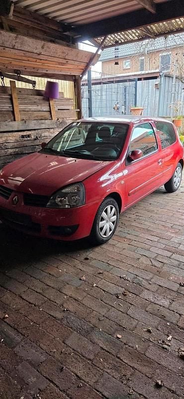 Gebraucht Renault Clio II Extreme 65 PS (47 kW) 2002 Rot Kleinwagen