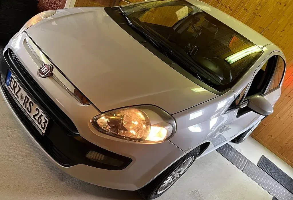 Gebraucht Fiat Punto Pop 75 PS (55 kW) 2011 Kleinwagen
