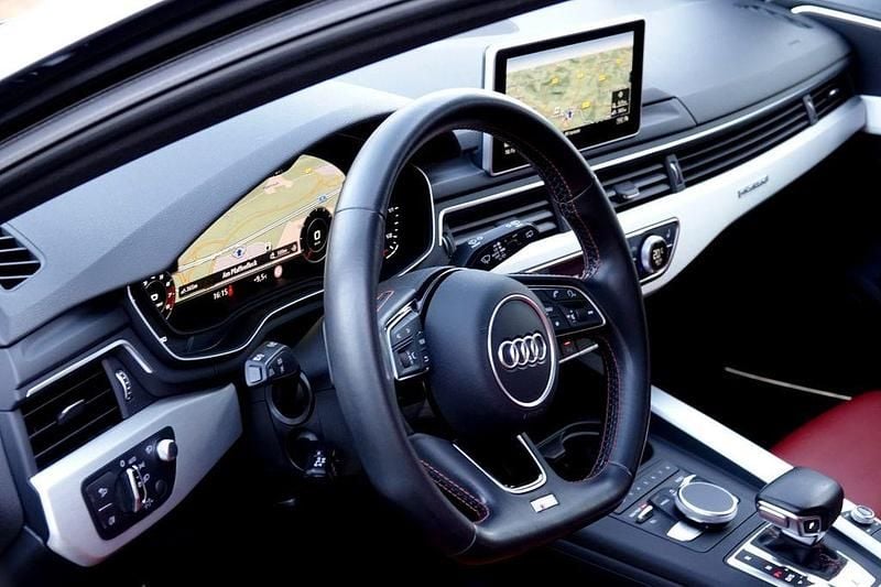 Grau Gebraucht 2017 Audi S4 Exclusive Limousine | 38.499 € (Fairer Preis) - Bild 1/4