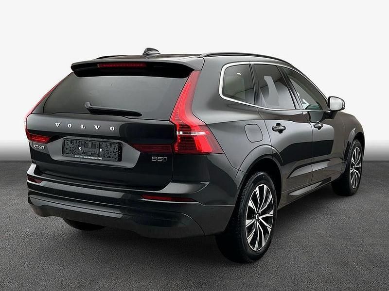 Gebraucht Volvo XC60 Core 250 PS (183 kW) 2024 Grau SUV