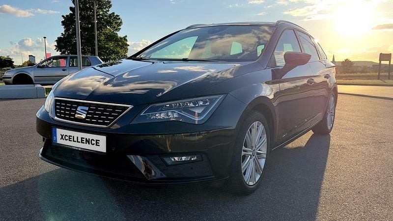 Schwarz Gebraucht 2017 Seat Leon ST XCELLENCE Kombi | 11.800 € (Guter Preis) - Bild 1/4