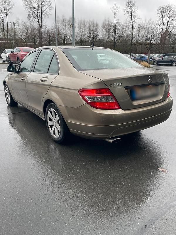 Gebraucht Mercedes C220 170 PS (125 kW) 2008 Gold Limousine