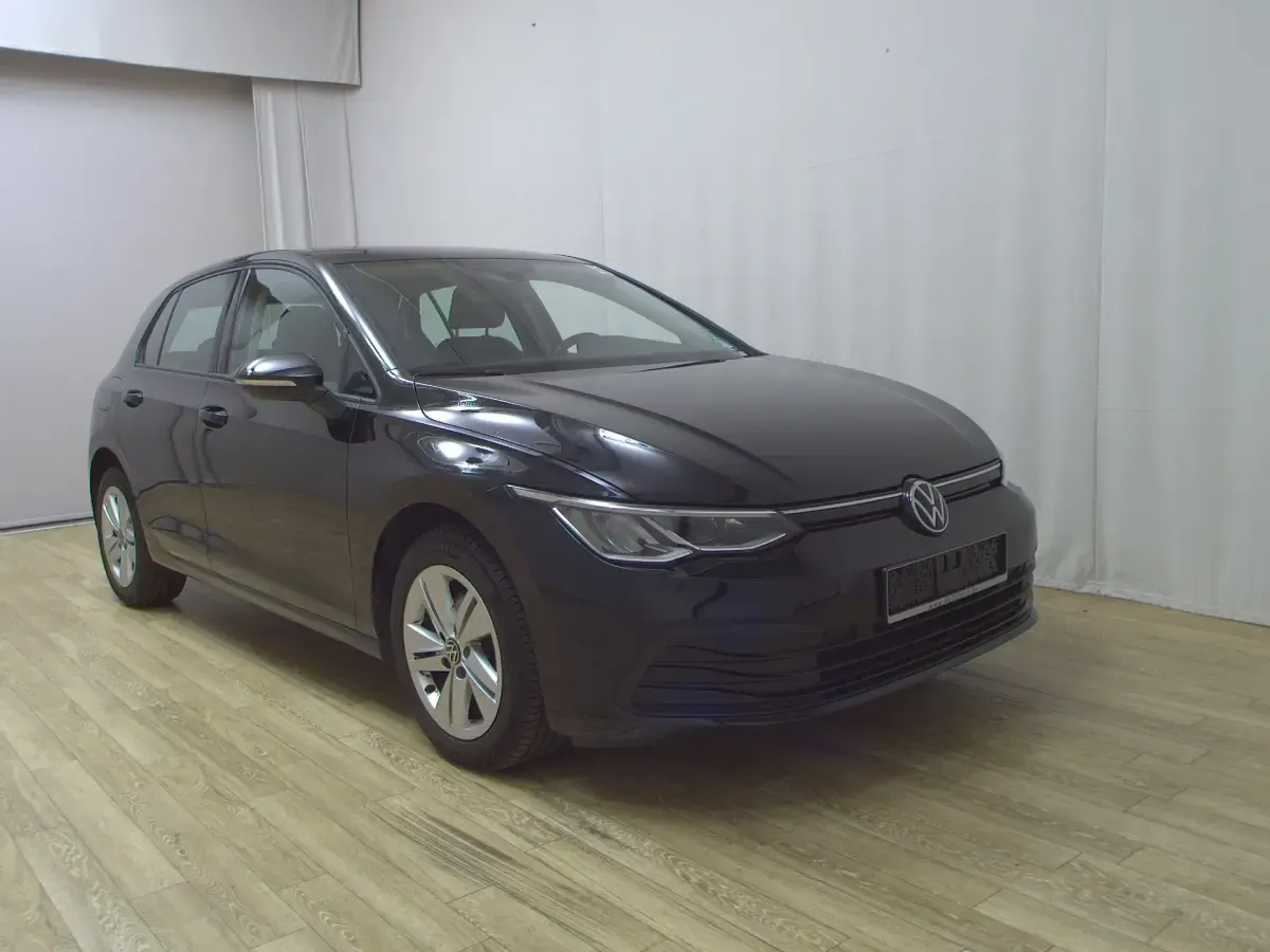 Used VW Golf VIII Pro 116 HP (85 kW) 2022 Black Sedan