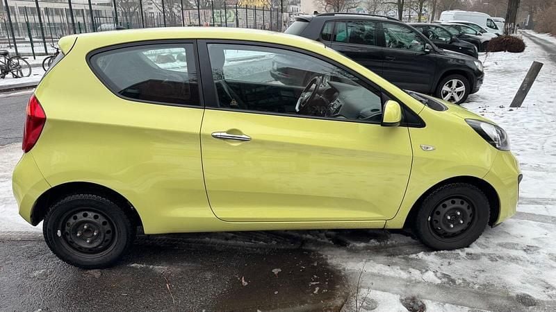 Gebraucht Kia Picanto 69 PS (50 kW) 2014 Grün Kleinwagen