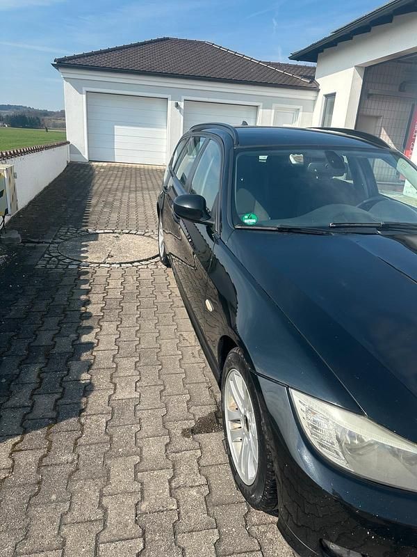Usata BMW 320 184 CV (135 kW) 2012 Nero Station wagon