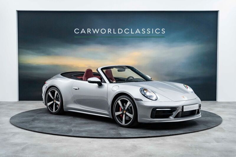 Silber Gebraucht 2019 Porsche 992 Chrono Cabrio | 118.992 € (Teuer) - Bild 1/4