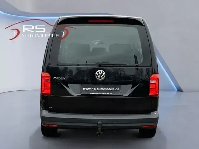 Second-hand VW Caddy Maxi 102 CP (75 kW) 2019 Negru Monovolum