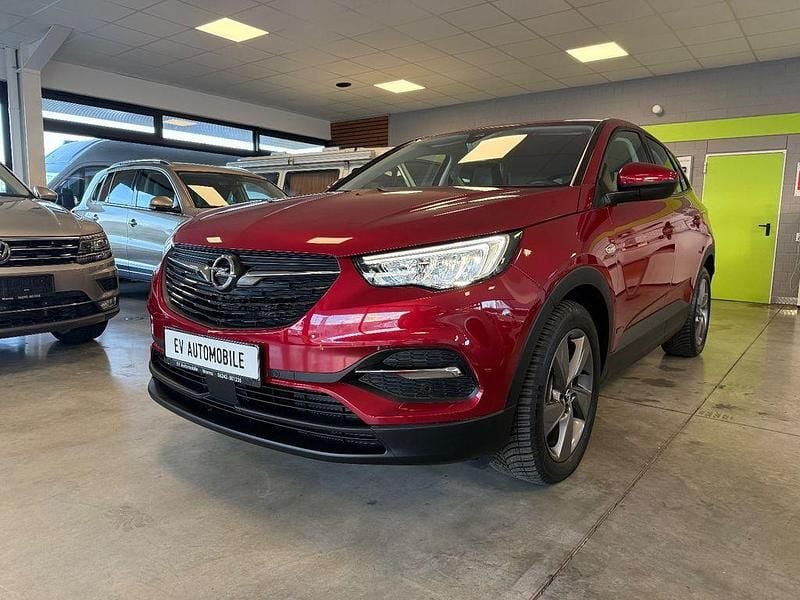 Rot Gebraucht 2021 Opel Grandland X Edition SUV | 18.900 € (Superpreis) - Bild 1/4