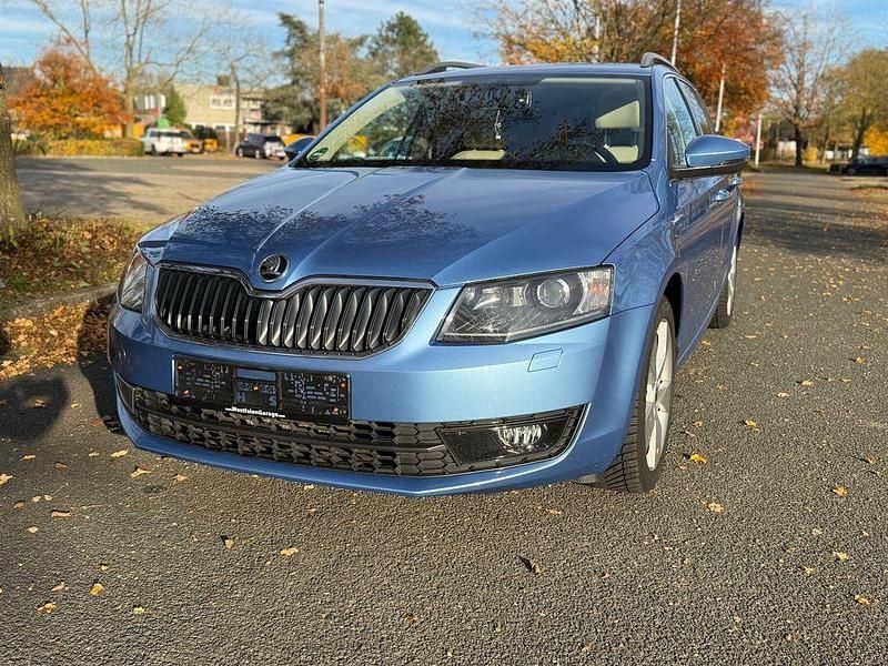 Blau Gebraucht 2014 Skoda Octavia Limousine | 9.800 € (Fairer Preis) - Bild 1/4