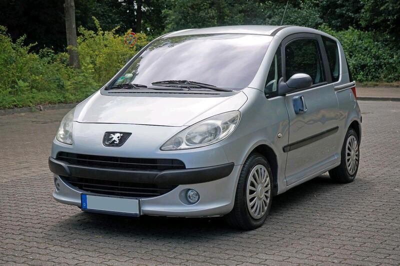 Silber Gebraucht 2006 Peugeot 1007 Filou Kleinwagen | 2.950 € (Teuer) - Bild 1/4