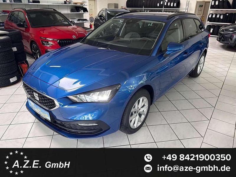 Neu Seat Leon Style 116 PS (85 kW) 2025 Sapphierblaumet. Kombi