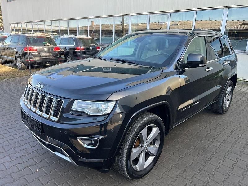 Gebraucht Jeep Grand Cherokee Overland 250 PS (183 kW) 2017 Schwarz SUV