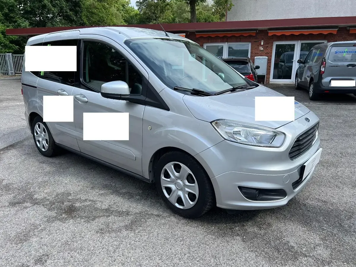 Gebraucht Ford Tourneo Courier 95 PS (69 kW) 2015 Silber Van / Kleinbus