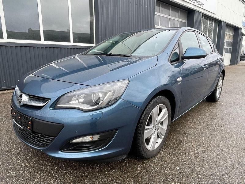 Gebraucht Opel Astra Active 165 PS (121 kW) 2013 Blau Limousine