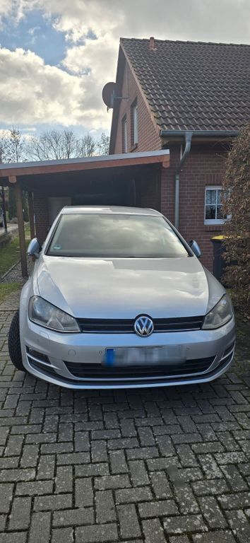 Silber Gebraucht 2014 VW Golf VII Cup Limousine | 10.000 € (Fairer Preis) - Bild 1/3