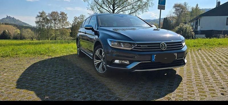 Gebraucht VW Passat Alltrack 190 PS (139 kW) 2018 Schwarz Kombi