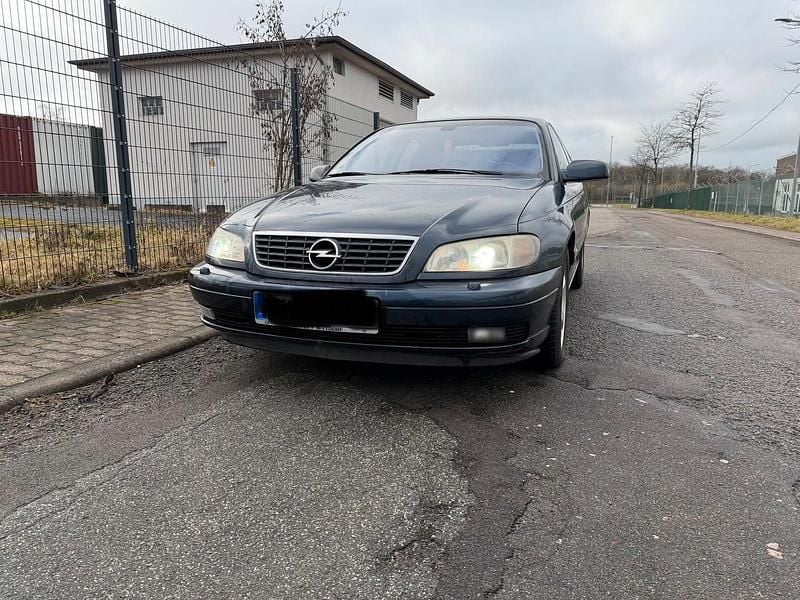 Gebraucht Opel Omega 180 PS (132 kW) 2002 Limousine