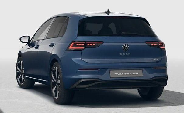 Gebraucht VW Golf VIII Life 116 PS (85 kW) 2024 Blau Limousine