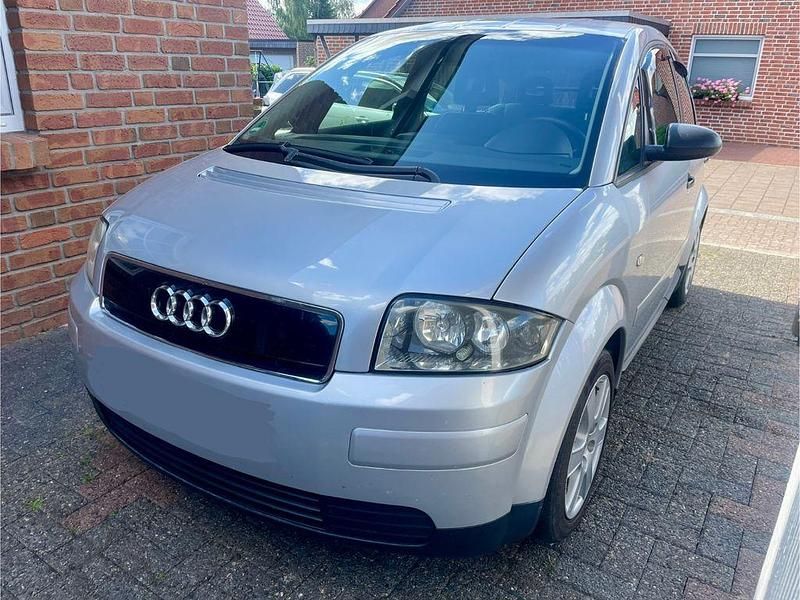 Silber Gebraucht 2002 Audi A2 Kleinwagen | 2.000 € (Guter Preis) - Bild 1/4