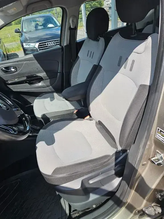 Gebraucht Renault Captur Luxe 120 PS (88 kW) 2015 Other SUV