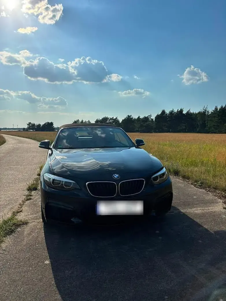 Gebraucht BMW 218 138 PS (101 kW) 2018 Schwarz Cabrio