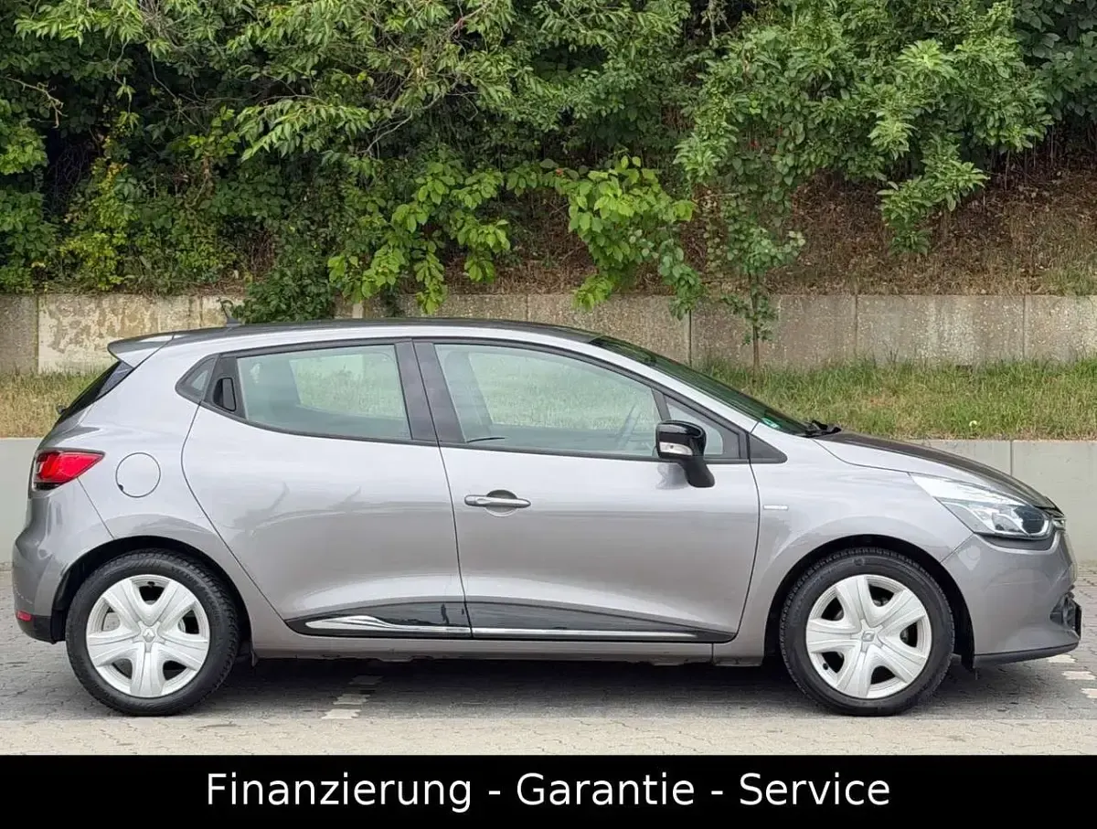 Gebraucht Renault Clio IV LIMITED 90 PS (66 kW) 2016 Grau Kleinwagen