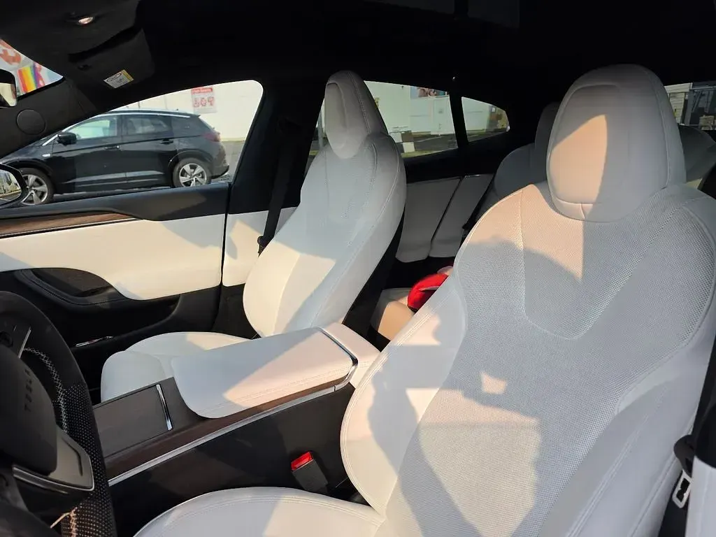 Gebraucht Tesla Model S 492 kW (670 PS) 2023 Grau Kleinwagen