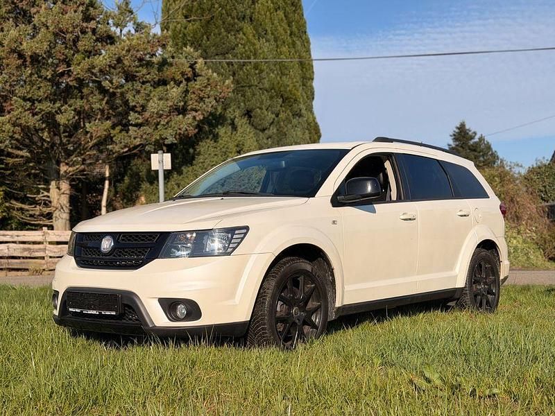 Gebraucht Fiat Freemont Black Code 170 PS (125 kW) 2014 Weiß SUV