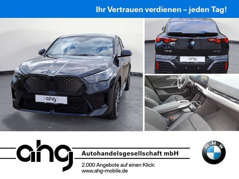 Schwarz Neu 2025 BMW iX2 Luxury Line SUV | 61.040 € (Fairer Preis) - Bild 1/4