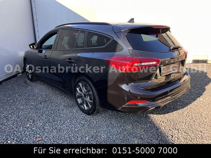 Gebraucht Ford Focus ST-Line 155 PS (114 kW) 2024 Schwarz Kombi