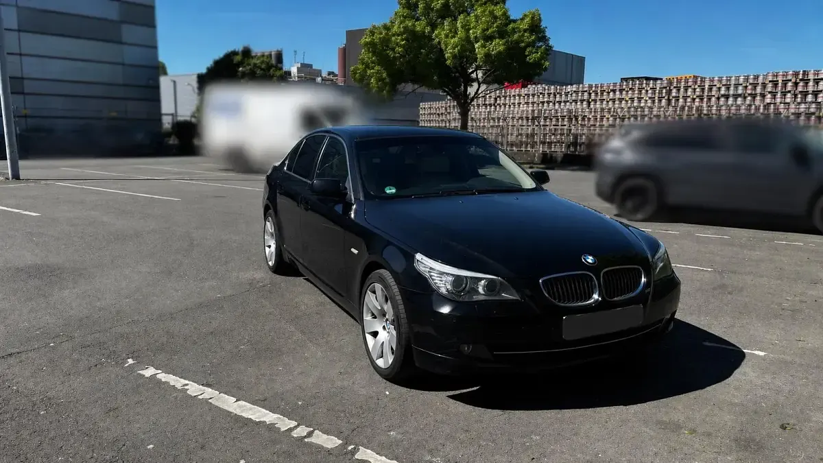 Second-hand BMW 525 218 CP (160 kW) 2008 Negru Berlinǎ