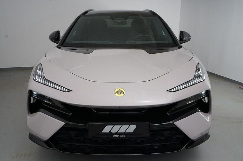 Ny Lotus Eletre 450 kW (612 HK) 2026 Grå SUV