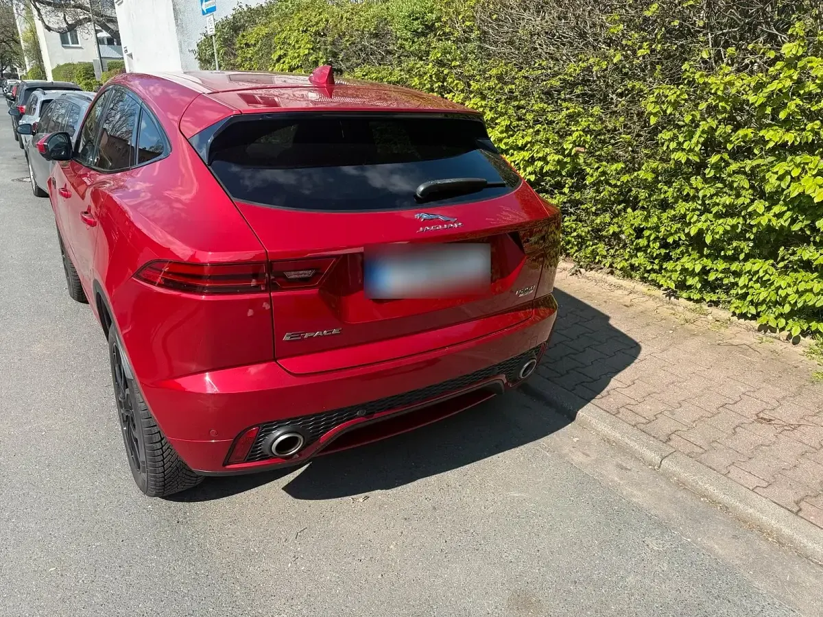 Gebraucht Jaguar E-Pace SE 250 PS (183 kW) 2018 Rot SUV