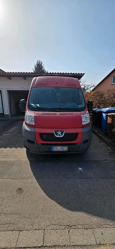 Gebraucht Peugeot Boxer 125 PS (91 kW) 2010 Rot Van