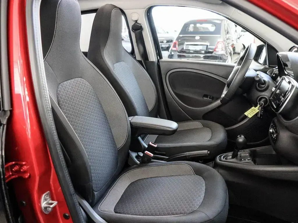 Gebraucht Smart ForFour Electric Drive 60 kW (82 PS) 2021 Schwarz Limousine