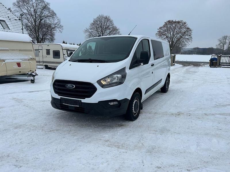 Weiß Gebraucht 2022 Ford Transit Custom Van / Kleinbus | 15.999 € (Fairer Preis) - Bild 1/4