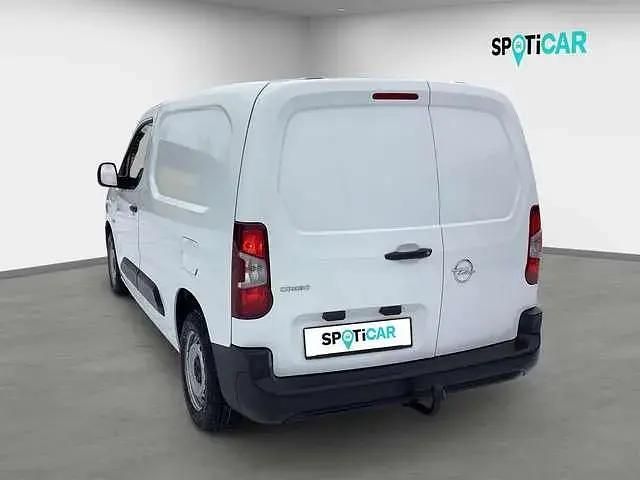 Używany Opel Combo Selection 76 KM (55 kW) 2020 Biały Minivan